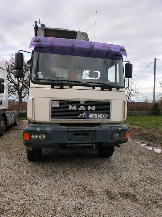 MAN F2000 samochód ciężarowy 3-osiowy
