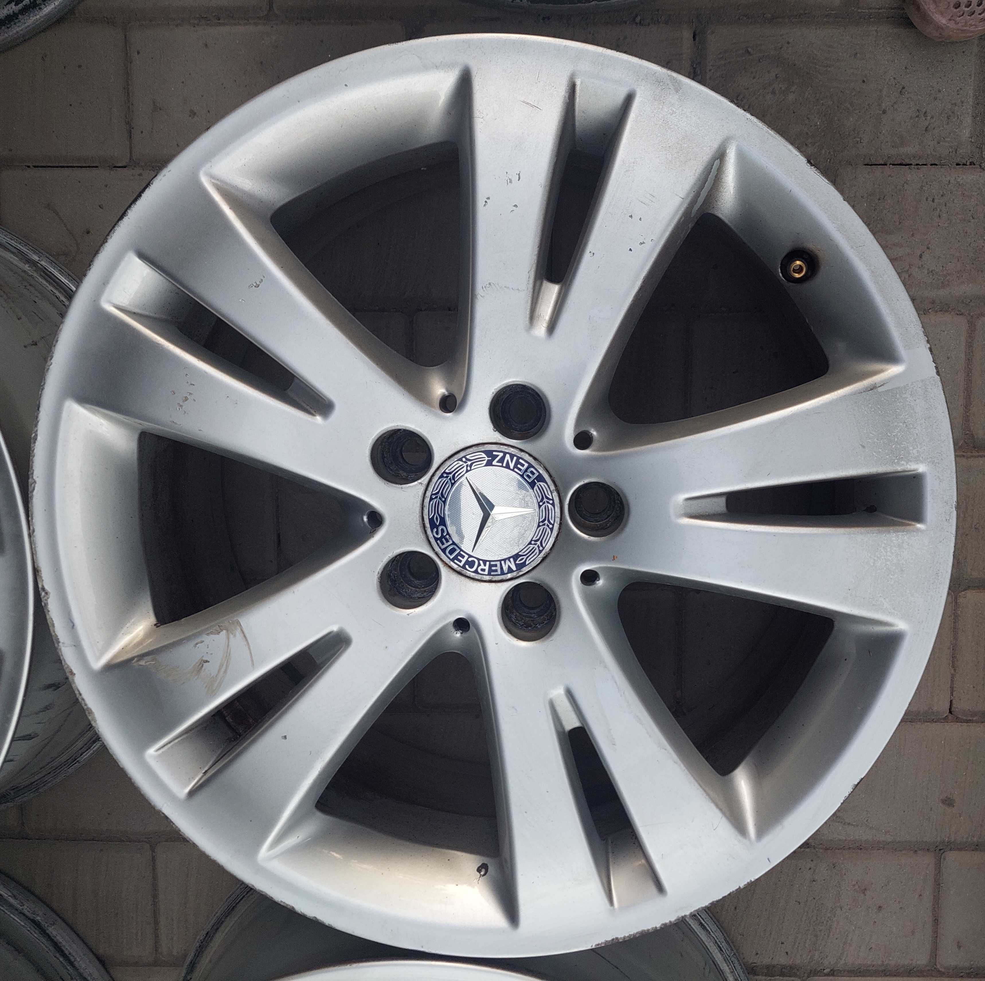 Felgi aluminiowe 17 Mercedes C Klasa oryginalne