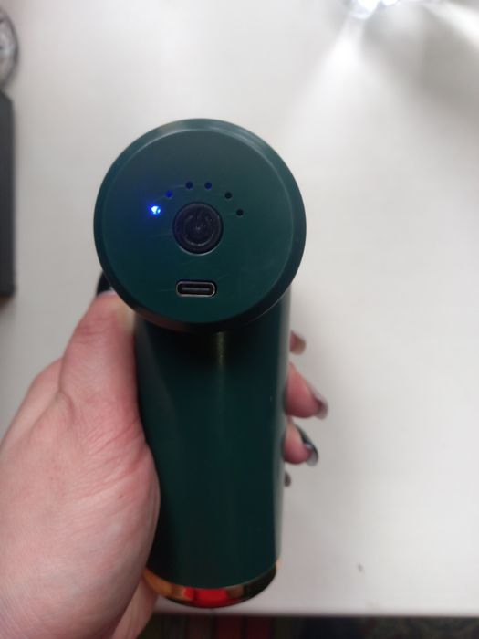 Продам массажёр для тела