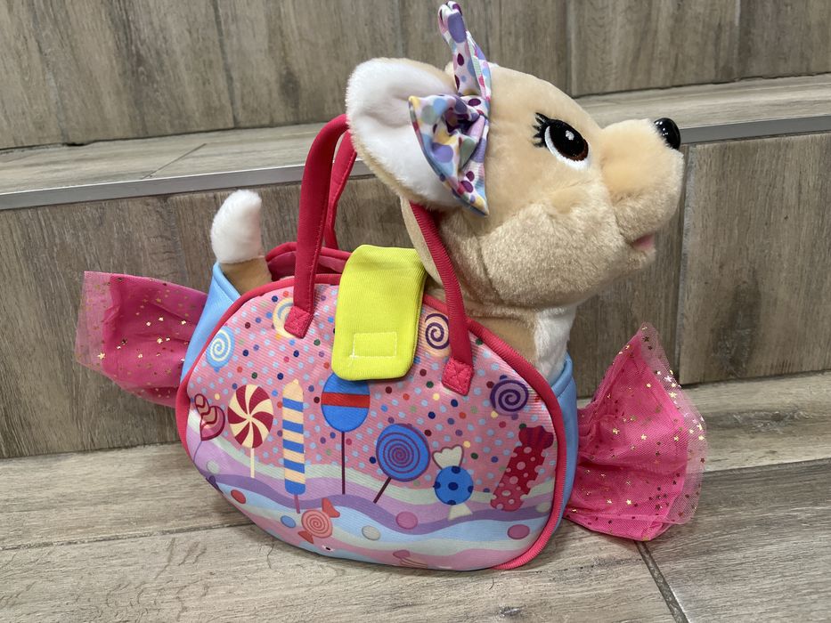 Собачка в сумочці , музична , на поводку , ходить