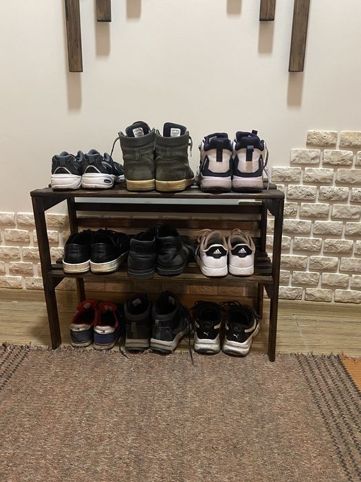 Підставка для взуття в прихожу