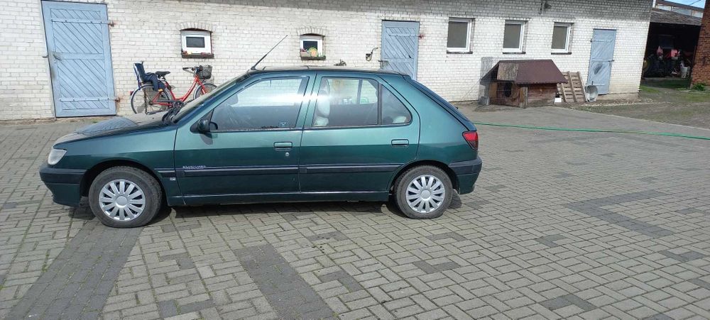 Peugeot 306 1.6 benzyna