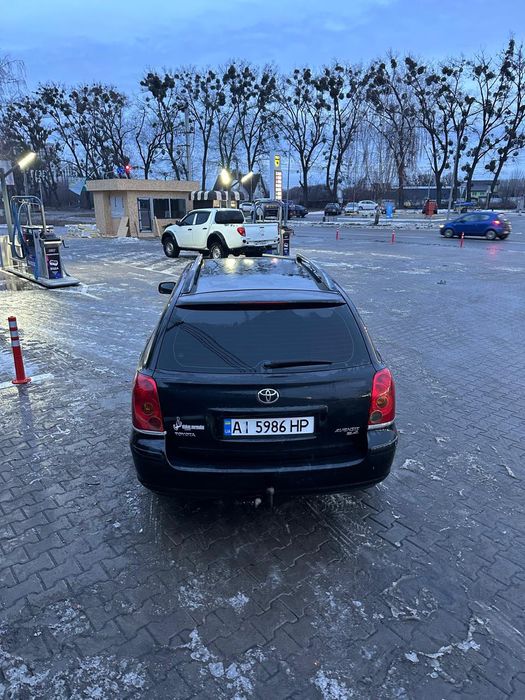 Тойота Авенсіс універсал 4800$