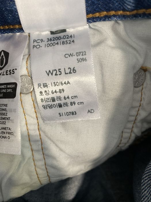 Jean Levi’s Mulher 501 Original Cropped Azul W25 L26