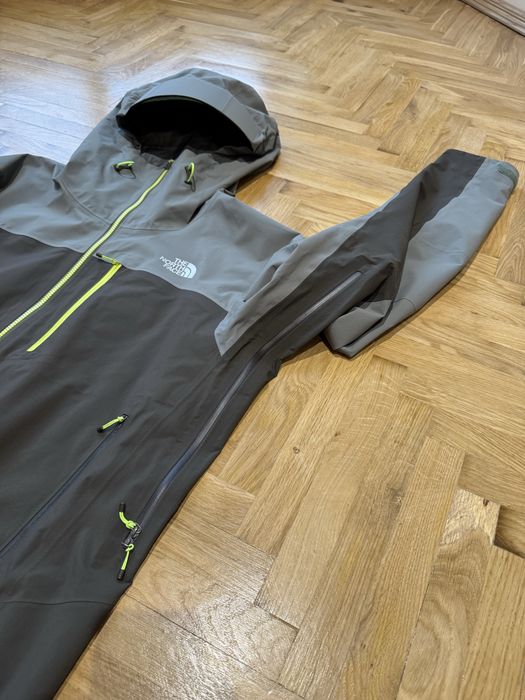 Вітровка the north face SUMMIT SERIES GORE TEX Pro Розмір: L-XL