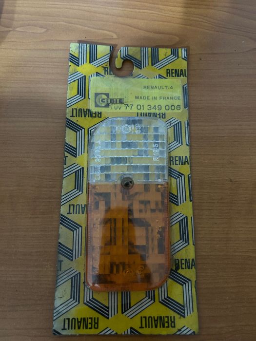 Renault 4l e 5 faróis