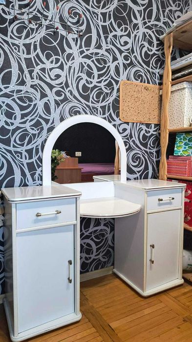 Трюмо та тумба (білі)