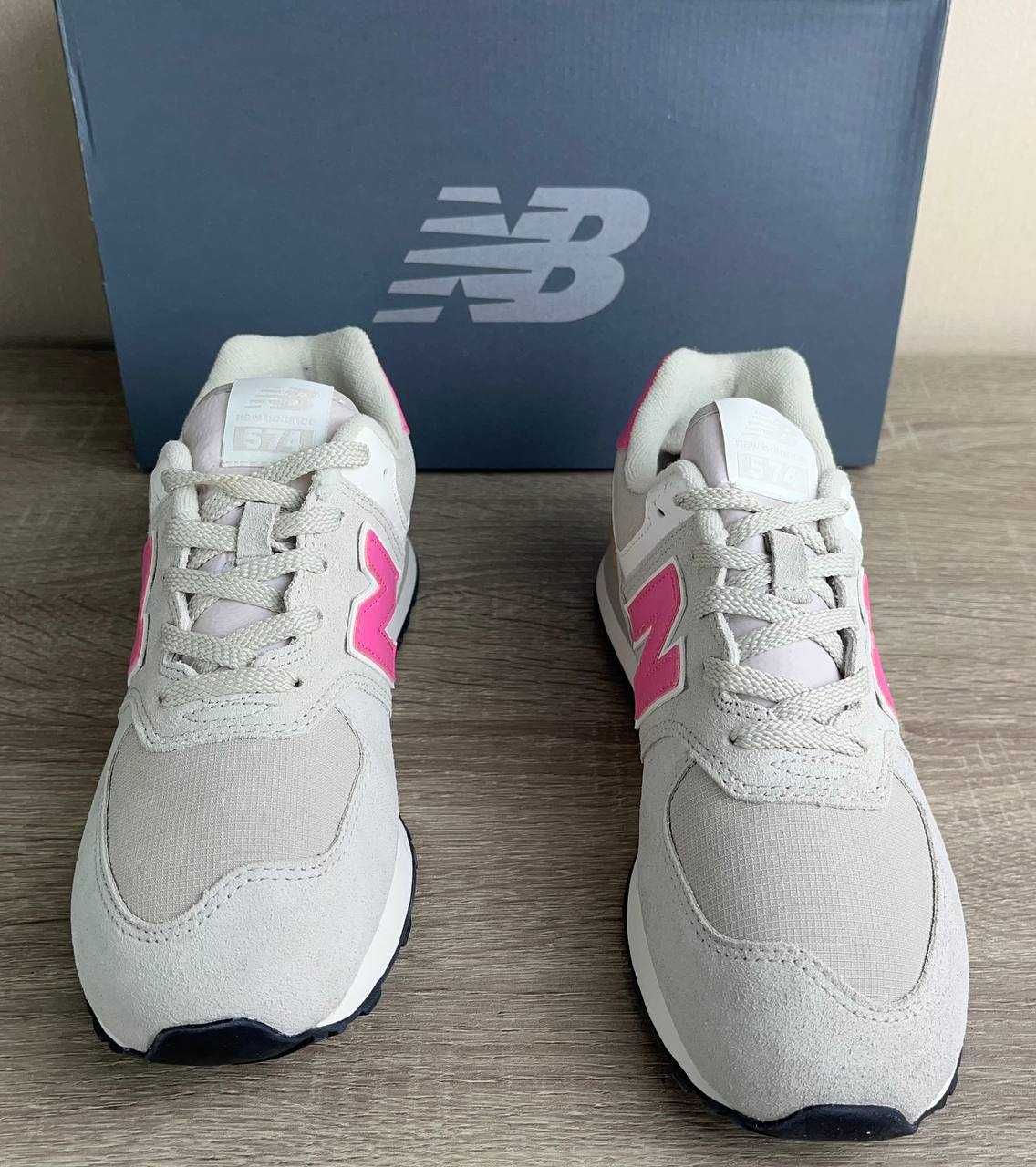 Новые женские замшевые кроссовки New Balance 574  37.5р