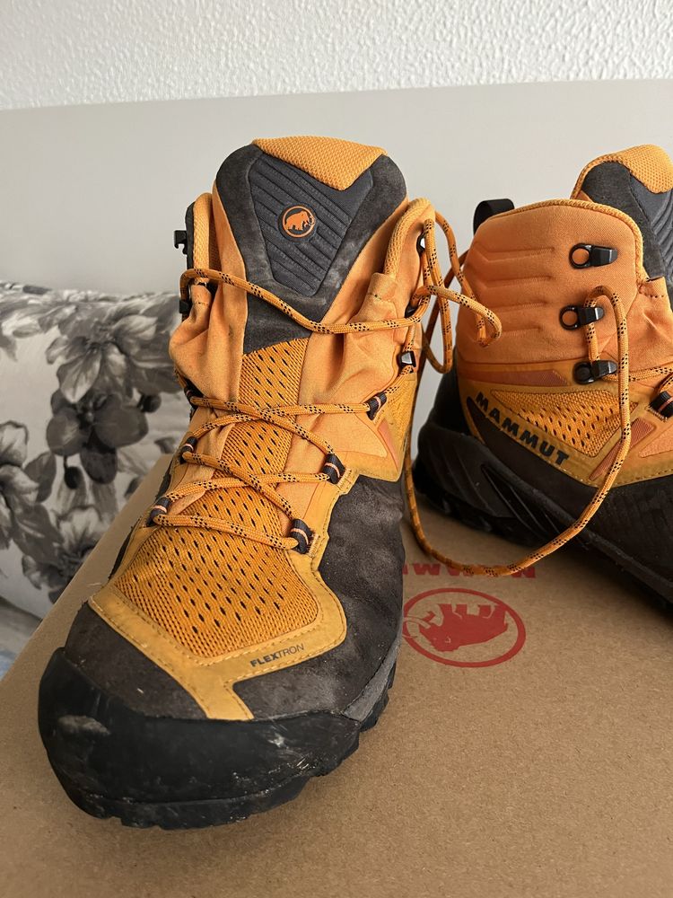 Botas Mammut Sapuen High Gtx