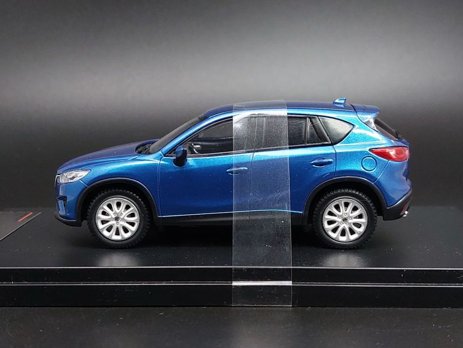 PremiumX 1/43 Mazda CX-5 2012 модель автомобіля