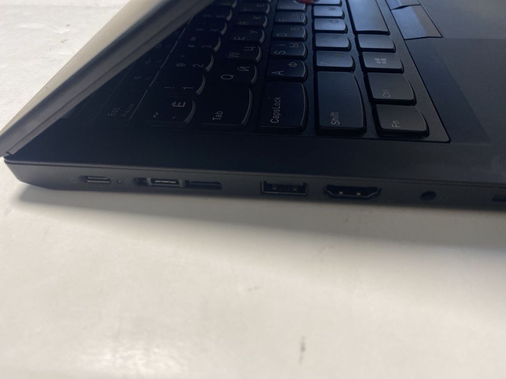Надійний Lenovo ThinkPad T490 14"  FHD IPS i7-8565U 16GB  Win 11 Pro