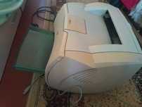 Принтер б/в лазерний HP LaserJet 1020 (не робочий )+ 2 картриджі