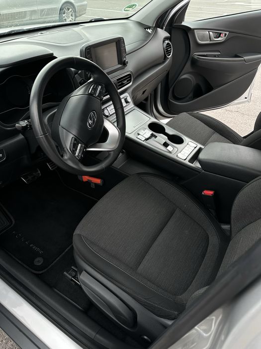 Hyundai Kona 64 kW 2020 року