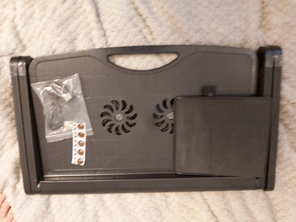 podstawka(stolik) chlodzaca do laptopa