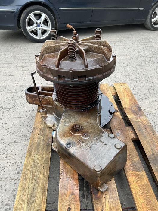 Przekladnia przekładnia skrzynia silnika rodzielajaca CLAAS JAGUAR