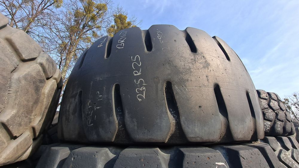 Opona 23.5R25 Bridgestone