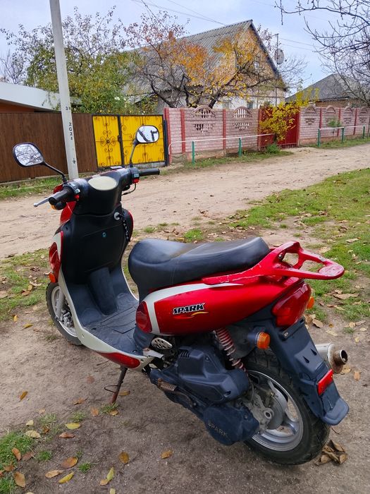 Скутер 150куб. в гарному стані