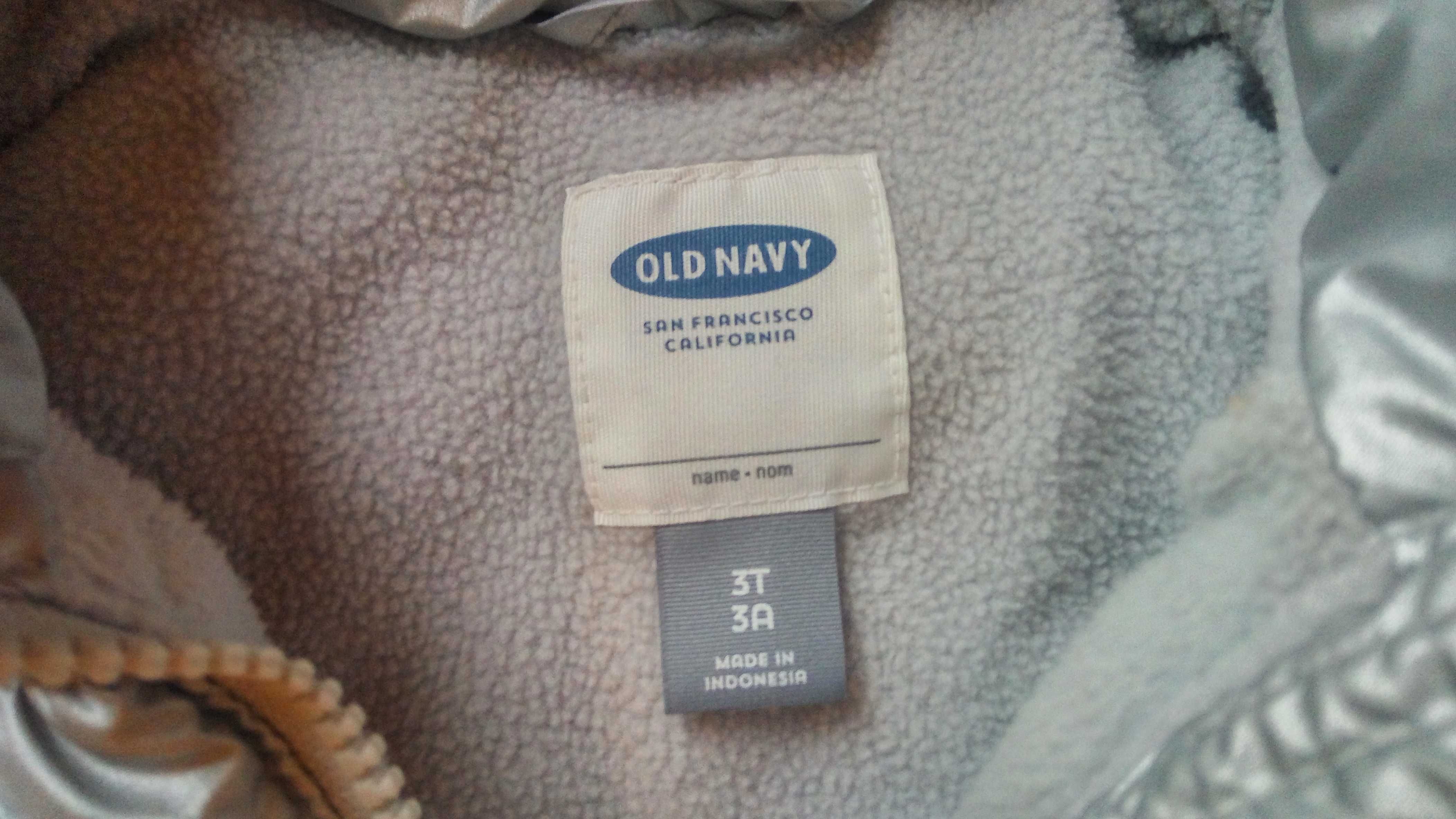 Жилет на синтепоне, для девочки, на 2-3 года. OLD NAVY.