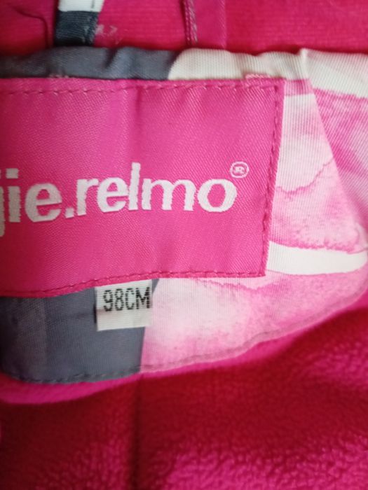 Продам зимний комбез на девочку.