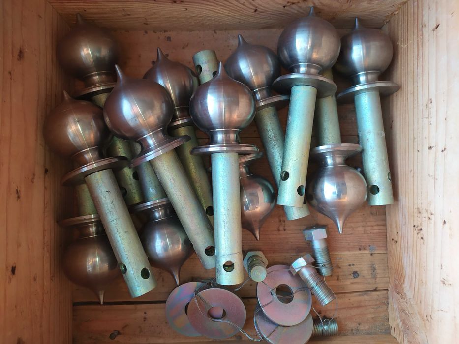 Верхушка з нержавійки для стовпчика 2 шт. (наконечник, навершие, набал