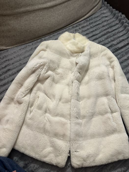 Біла Норкова Шуба