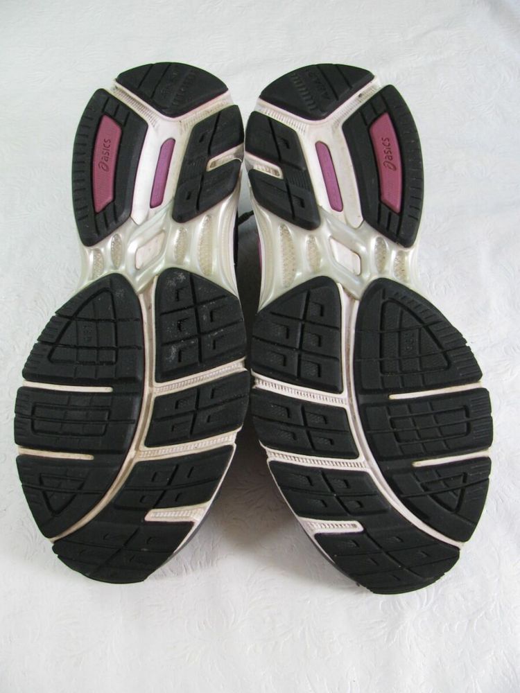 Asics кросівки жіночі