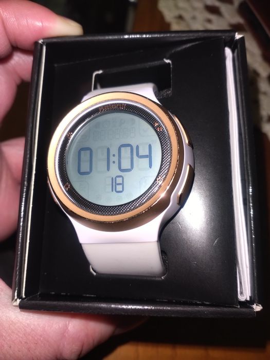 Relógio Digital Decathlon (100 Metros de Profundidade)