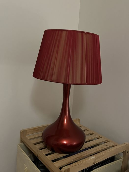 MARKSLOJD szwecka Lampa nocna  stołowa  czerwona z abażurem  roras red
