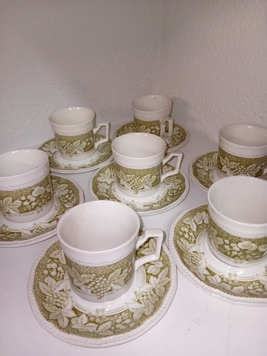 Conjunto de 7 chávenas de chá loiça Inglesa