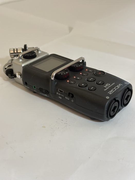 Gravador Portátil Zoom H5 com microfone sterio