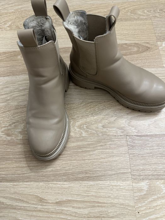 Взуття шкіряне 38 розміру Hm зимове
