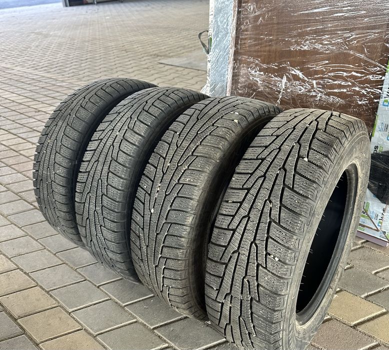 Зимова резина Nokian 175 70 р14