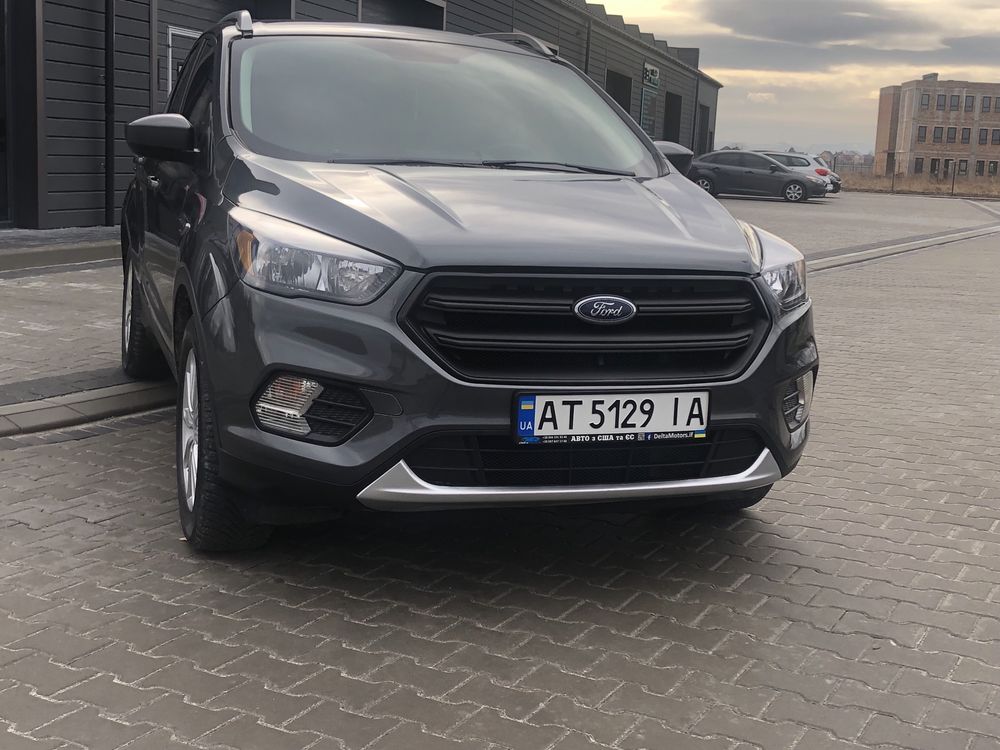 Продам Ford Escape 2019 року