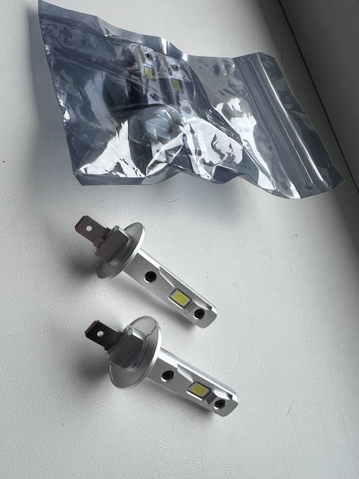 Комплект LED ламп H1 , Н3 12v