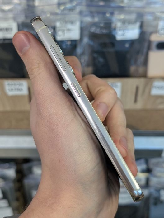 Samsung Galaxy S23 8/128gb Кредит Гарантія