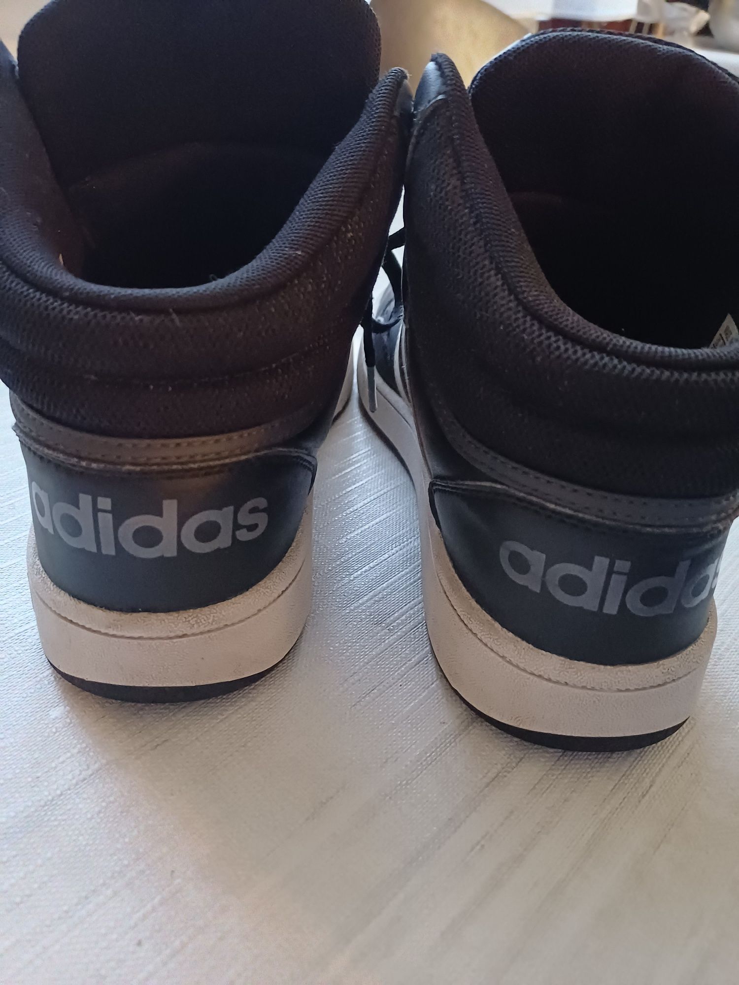 Buty Adidas rozm 39 1/3