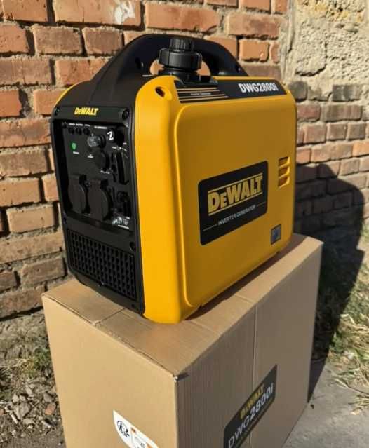 УСПЕЙ инверторный бензиновый генератор DeWalt DWG2800i 2.2/2.8 кВт