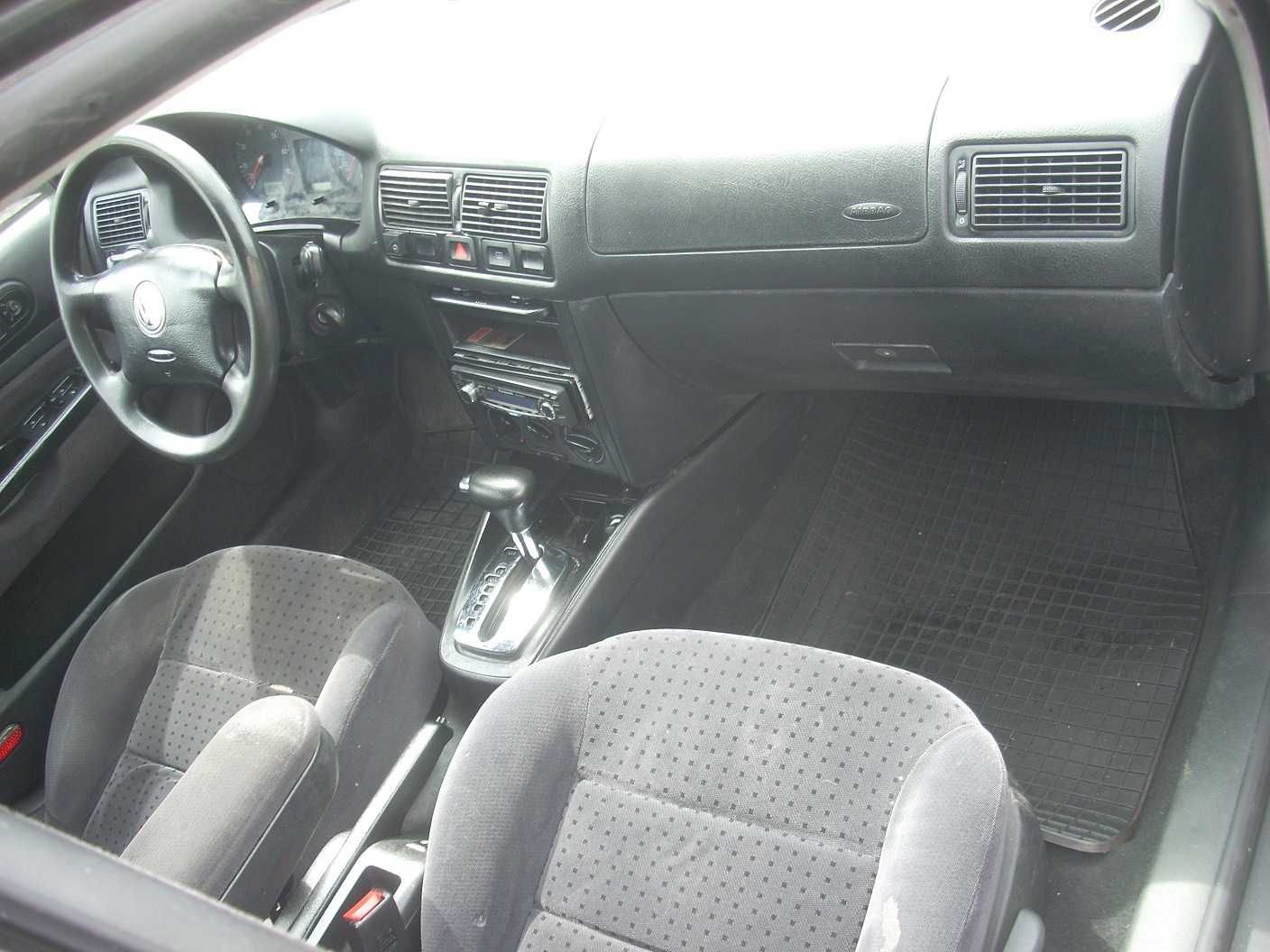 volkswagen golf IV,1.6 z gazem, Automat, 5-drzwi