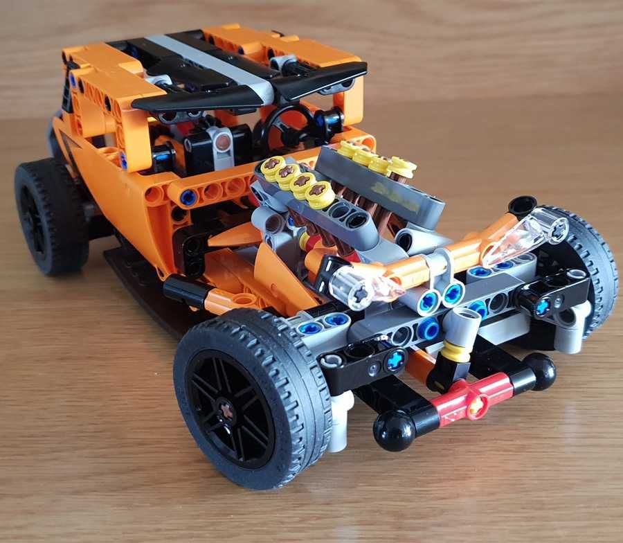 Конструктор LEGO Technic Chevrolet Corvette ZR1 42093