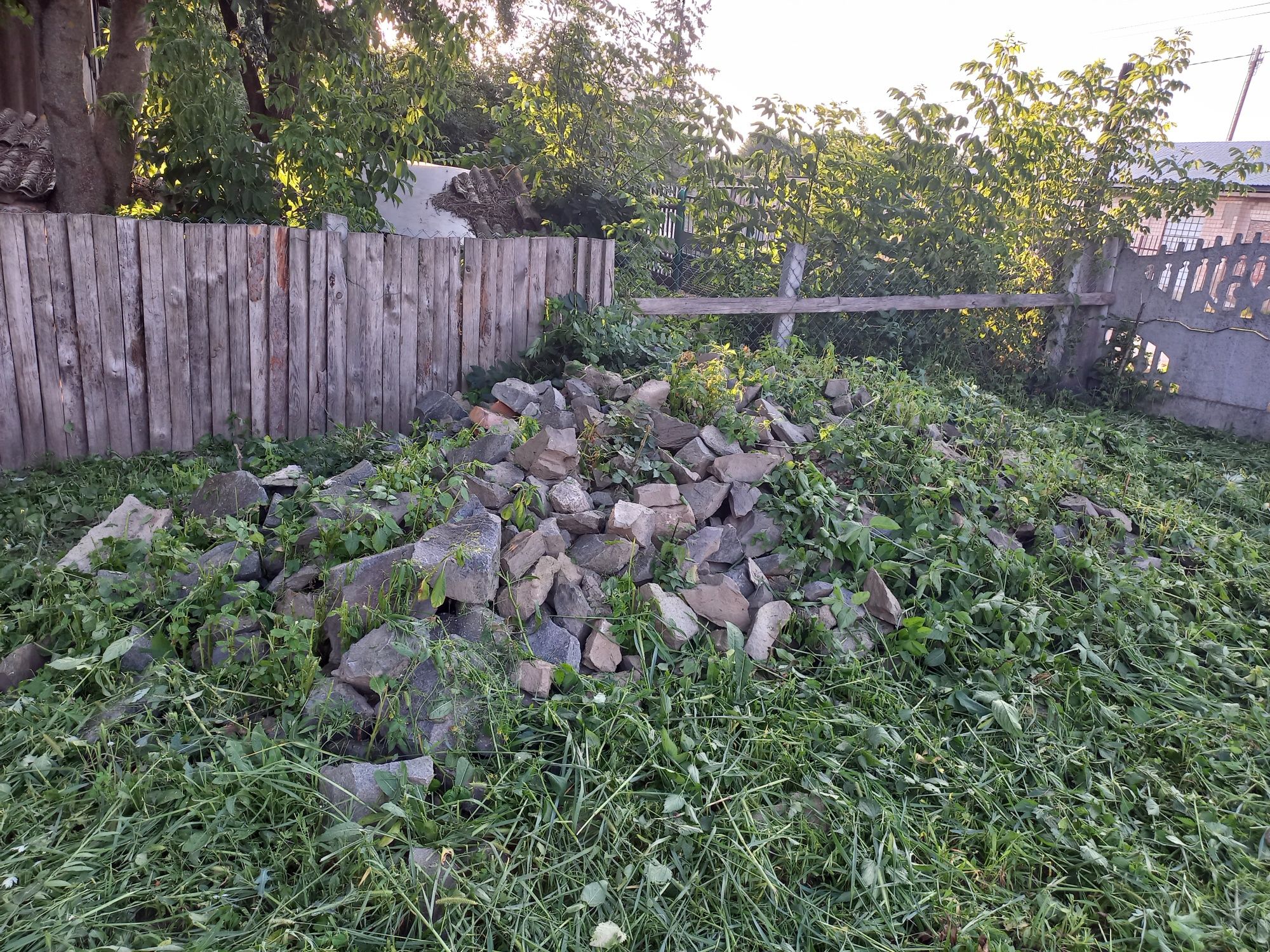 Продам Щебінь (горна маса), камінь