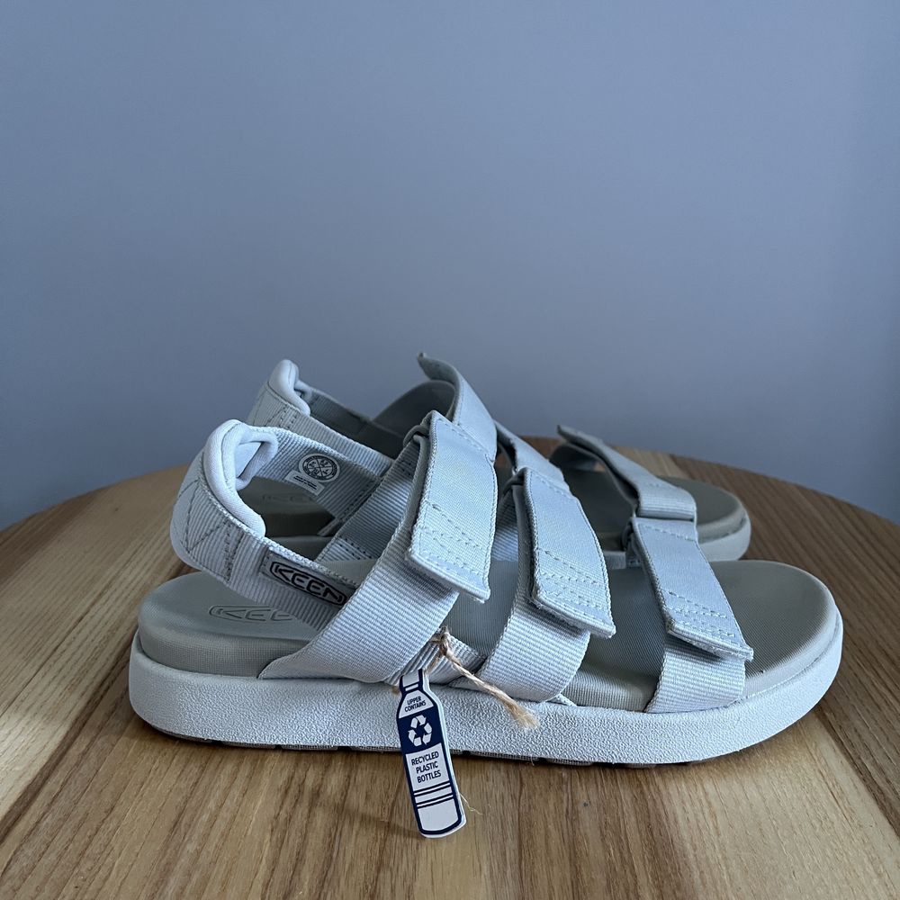 Босоніжки keen на липучках