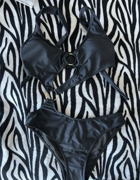 суцільний купальник, купальник