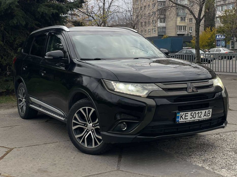 Mitsubishi Outlander 2015р 2,4 Повний привід! Обмін! Розстрочка!