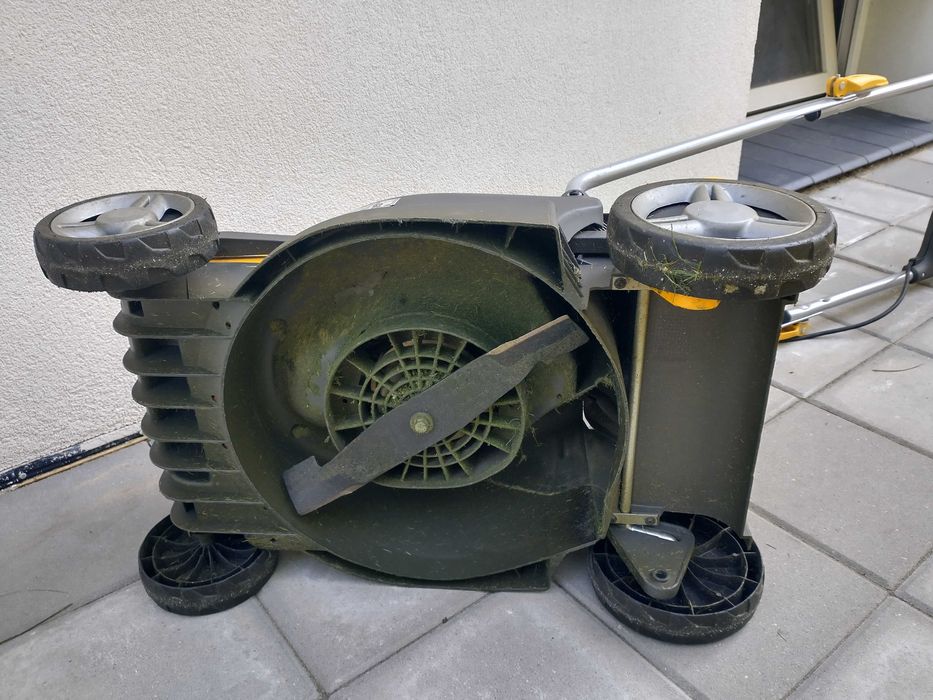 Kosiarka elektryczna Stiga Combi 36 E mulczująca