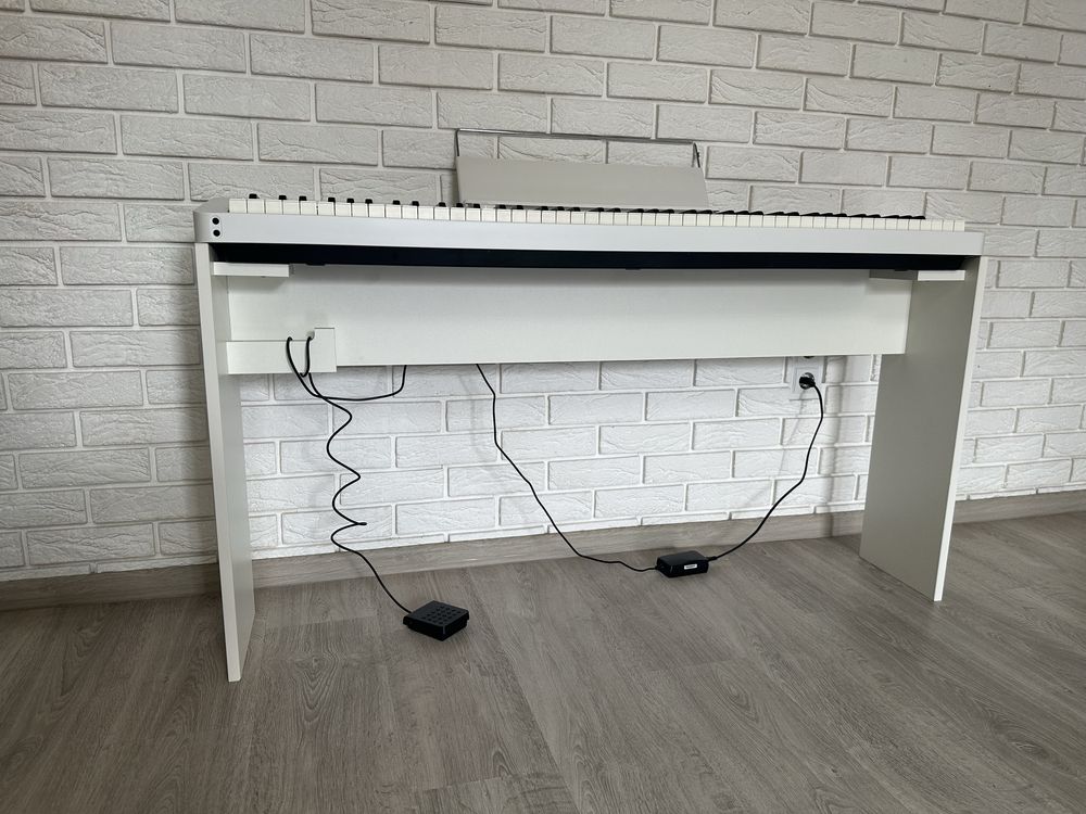 Фортепіано цифрове Casio PX-S1100 Білий