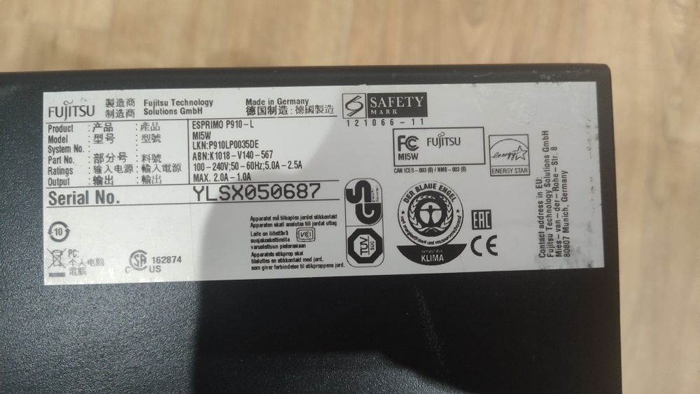 Komputer biurowy Fujitsu Core i3 Windows 10 8GB ram Dysk SSD 120GB