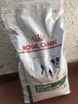NOVO - Ração de cão Royal Canin Satiety small dogs 3kgs