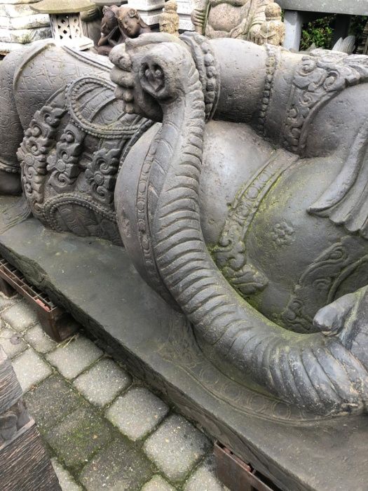 Ganesha, Ganpati, Ganeśa imponująca rzeźba z kamienia lawy 220cm