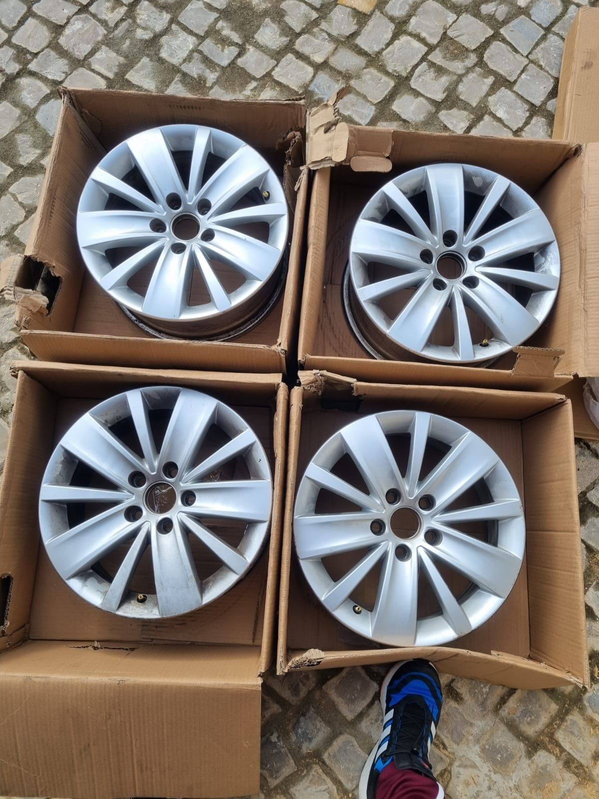 Jantes VW 6.5X16 ET33 5X112 cb57.1