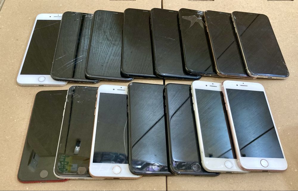Лот Iphone 11, XR, XS, X, 8